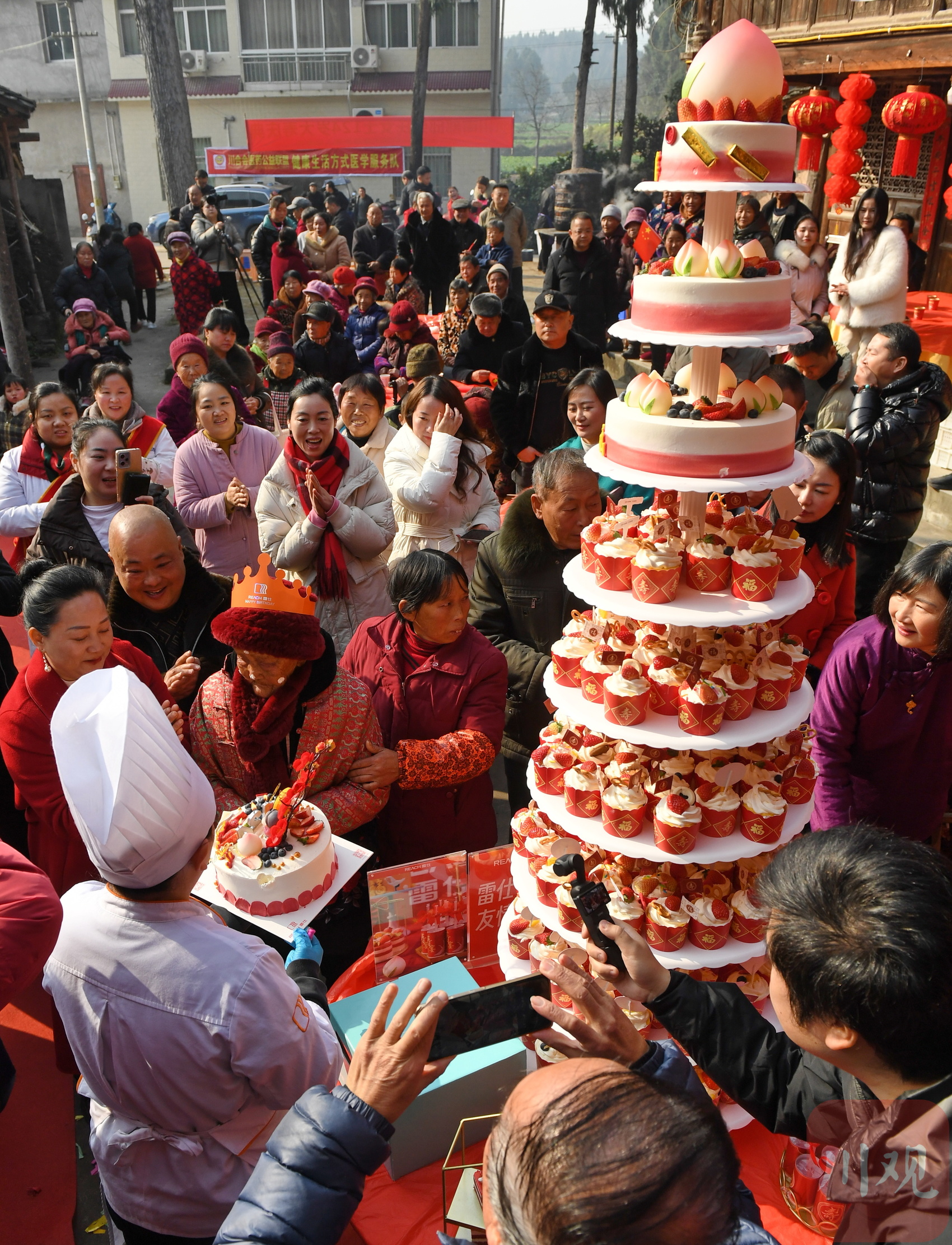 一、岁月见证历史，家族荣耀传承——庆祝家族六世同堂诞辰纪念活动盛大开启_落实到位解释