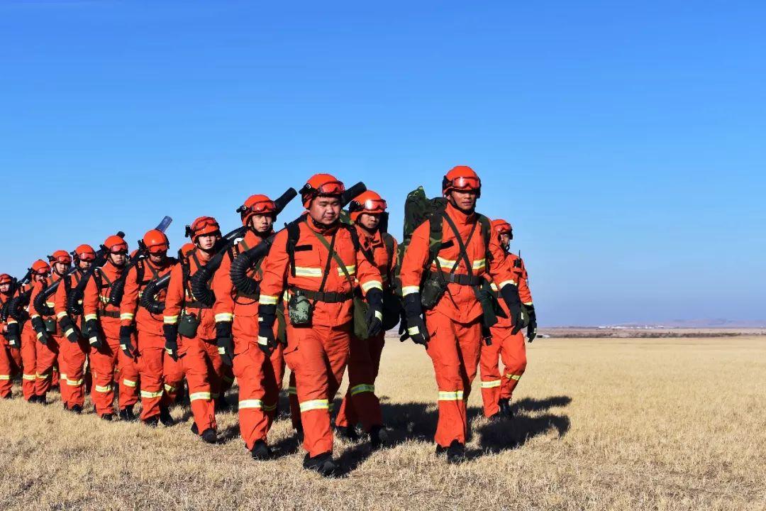 加州山火亲历者，除了逃什么都做不到_效率解答解释落实