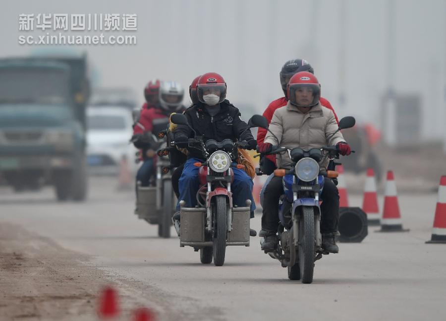 摩托大军踏上返乡路，归途的期盼与坚韧_最佳精选落实