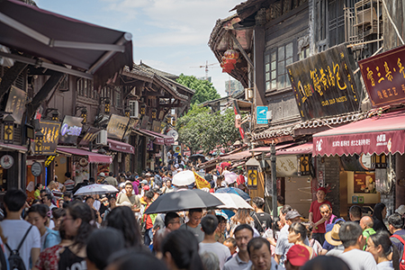 重庆，泰旅新宠，泰国人潮涌动_知识解答