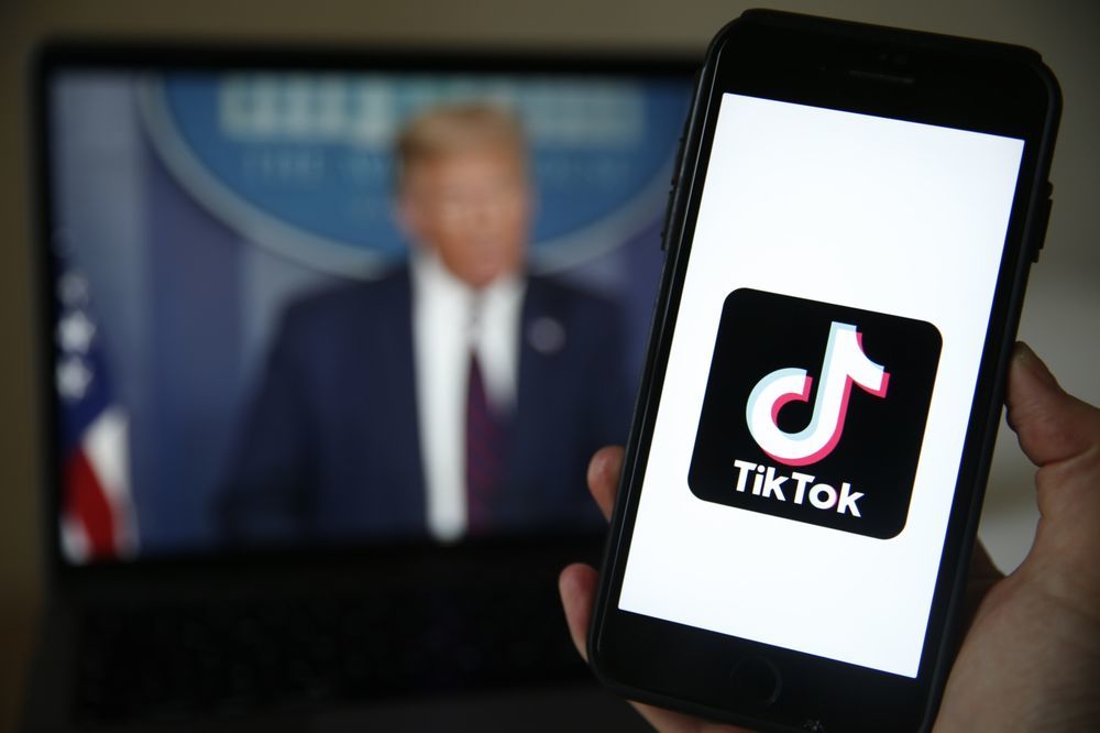 特朗普考虑在手机上安装TikTok，一场引发全球关注的热议_精准解释落实