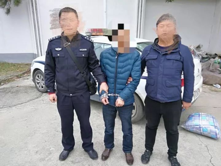 男子偷前同事羽绒服被刑事拘留，事件背后的反思与启示_权限解释落实