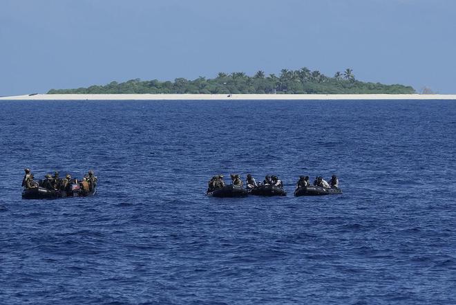 南部战区位黄岩岛领海领空战备警巡，捍卫国家主权与安全的坚定决心_解释定义