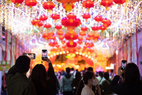 春节兴起入境定制游，体验中国年味的独特之旅_词语解释