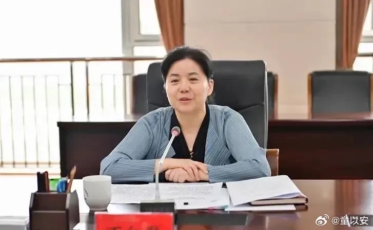 女县委书记，不赞同公务员很安稳_动态词语解释落实