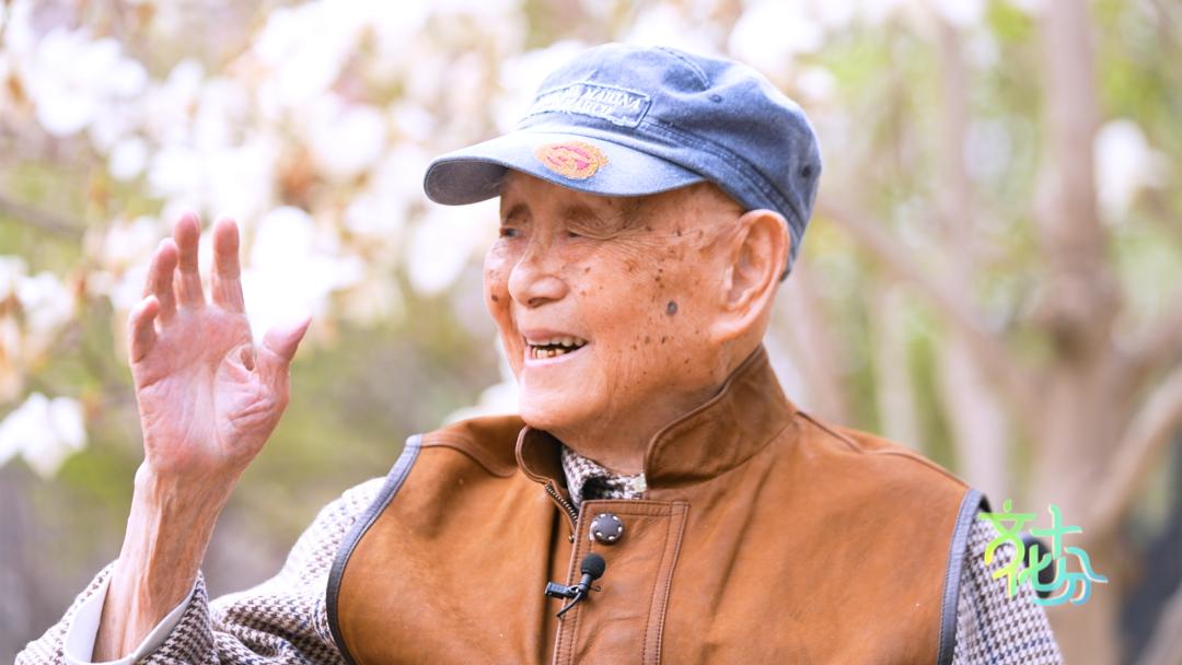 再送黄老一程，致敬人生路上的卓越贡献者_精选解释