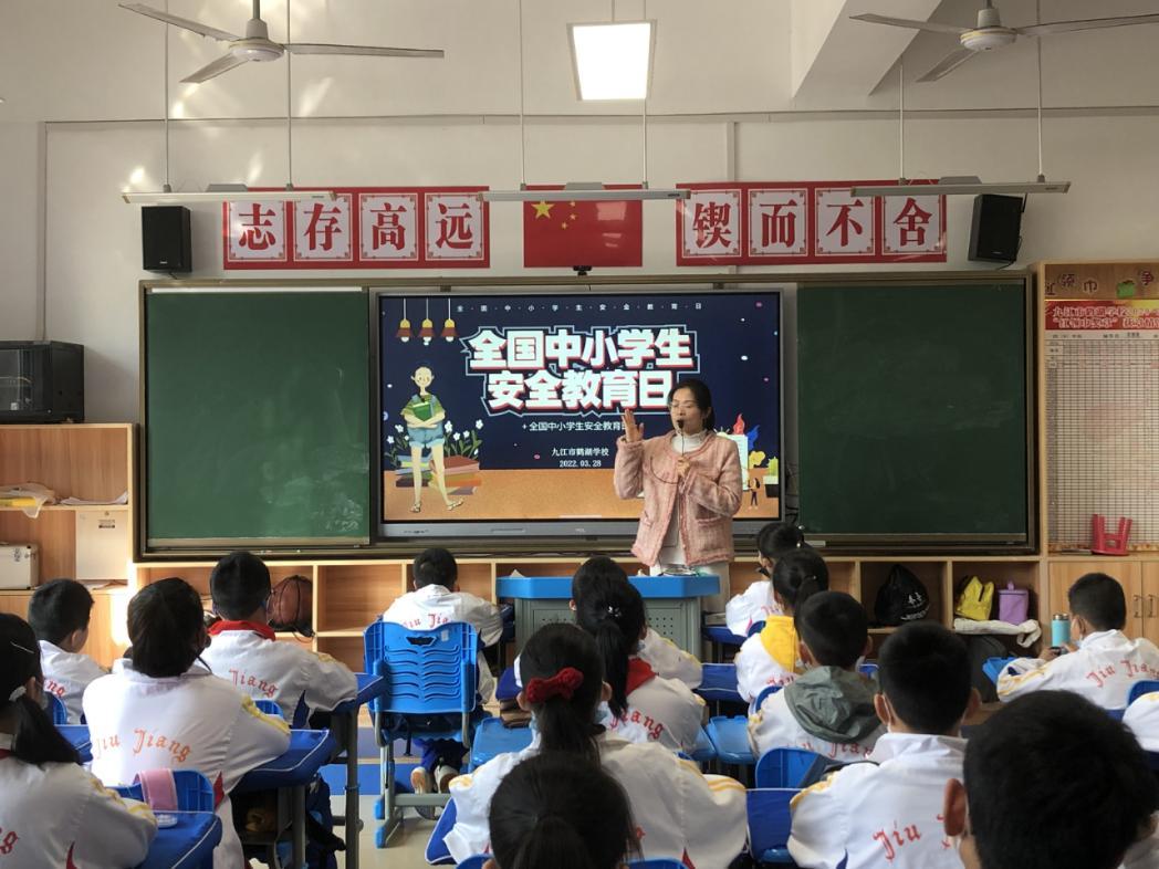 震惊！高校辅导员涉嫌诈骗学生学费奖学金内幕揭秘！深度剖析事件全貌_精选解释落实