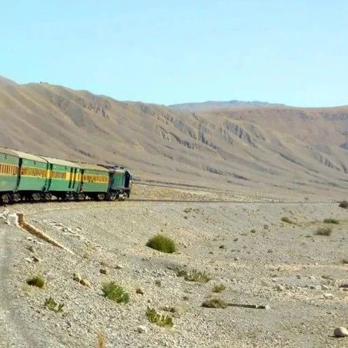 震惊！巴基斯坦火车遭劫持，超450人命运悬于一线！深度揭秘事件内幕_精准解释落实