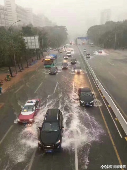 深圳大暴雨