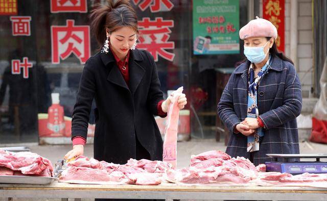 女子辞月薪8000稳定职业转行卖猪肉，背后的故事引人深思_反馈实施和计划