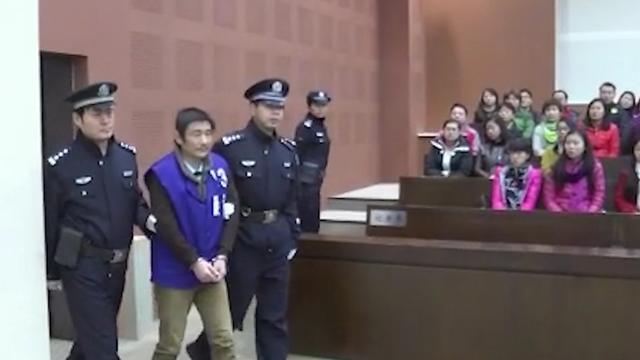 女子打死亲儿子竟要求判自己死刑？法律面前惊现惊天请求！_精选解释落实